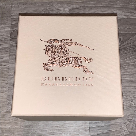 Burberry Watch - Picture 4 of 4